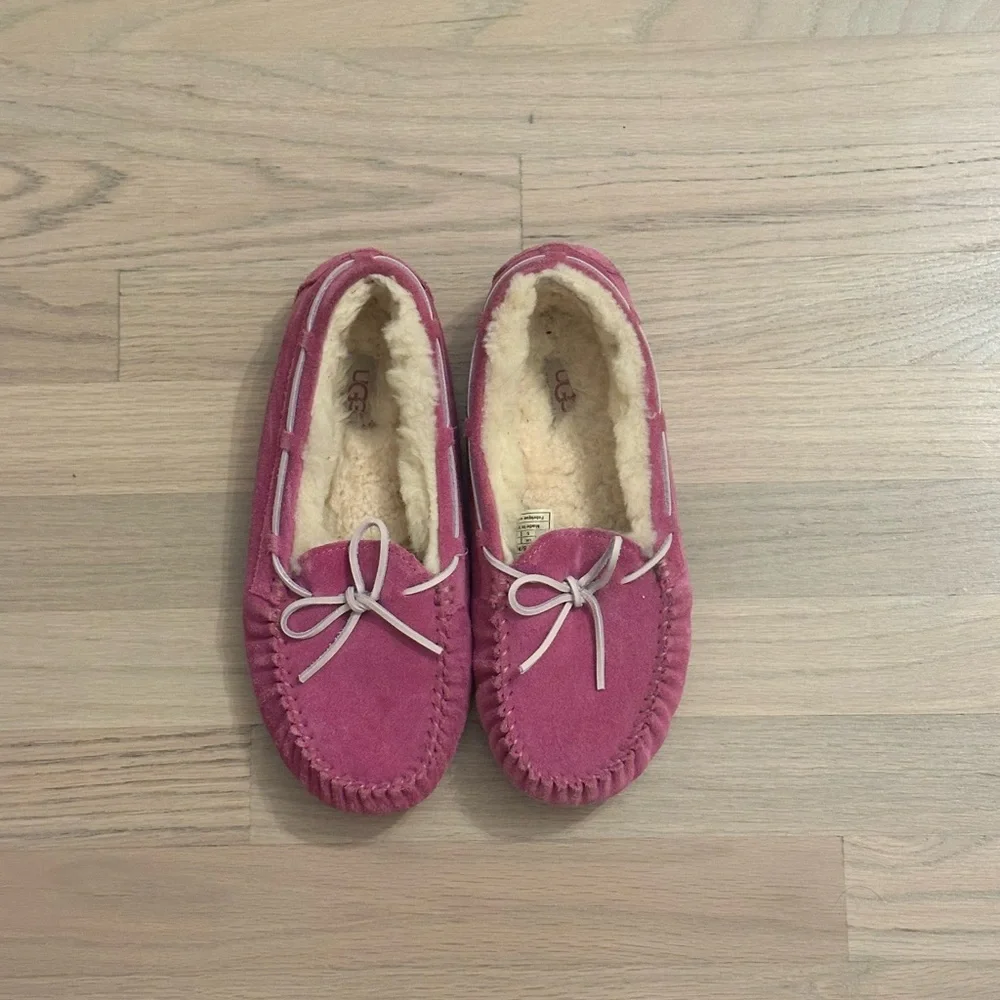 UGG Women's Pink Moccasin Slippers - Picture 2 of 5